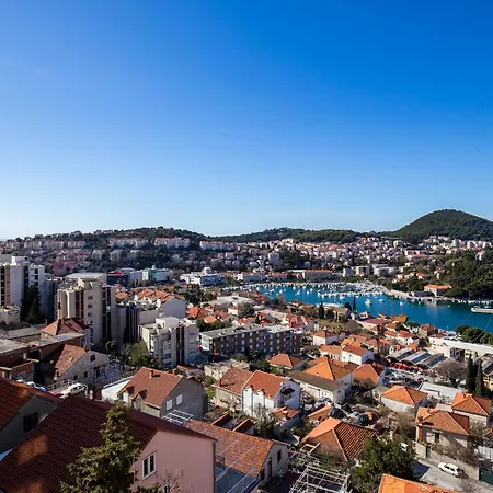 Brajkovi - One Bedroom With Loggia And Sea View Apartman *